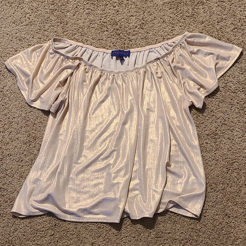 Womens Aeropostale top, size large.